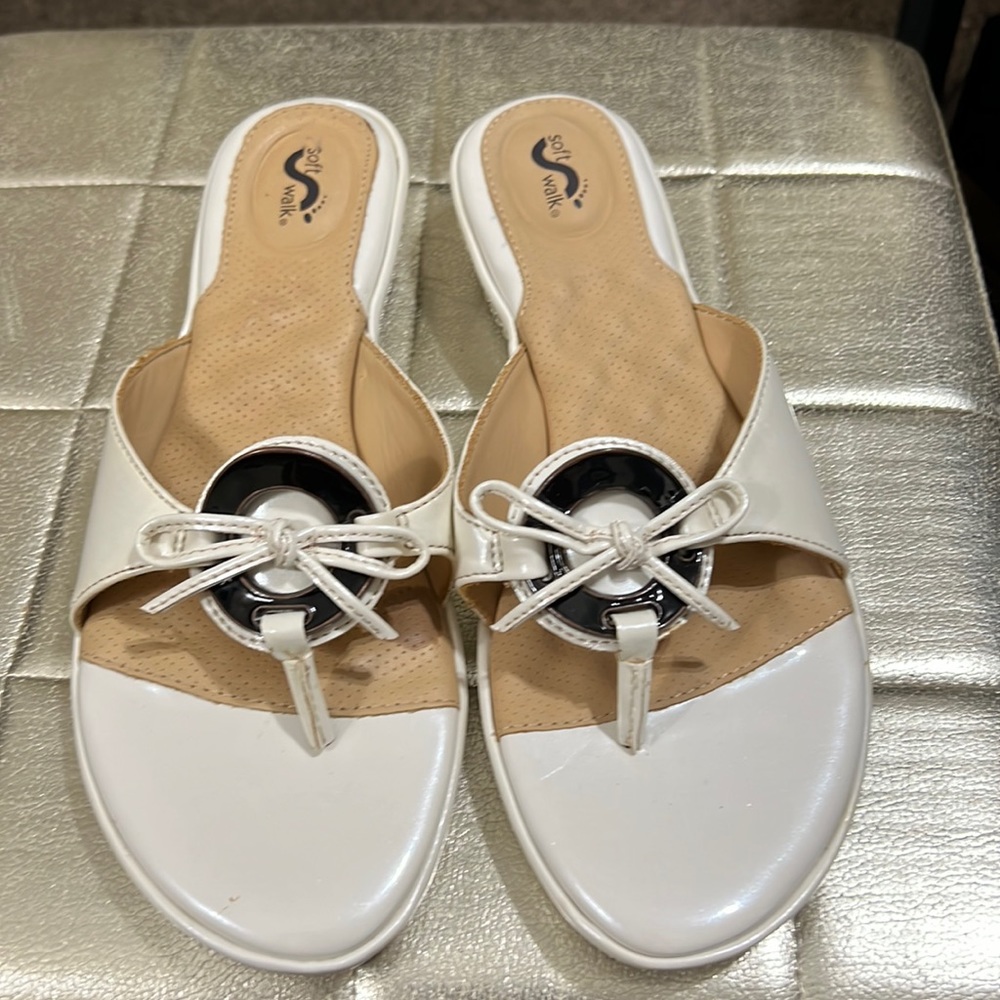 Soft walk leather sandals 81/2N